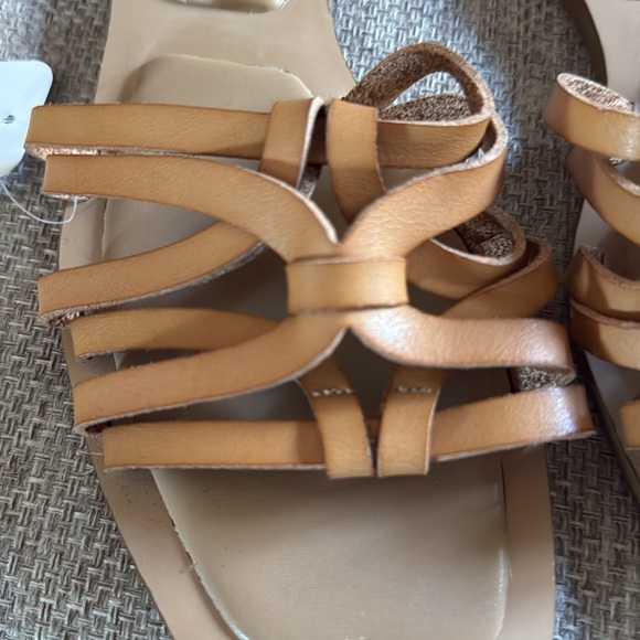 Steve Madden Womens Leather Melody Tan Sandals - Picture 2 of 4